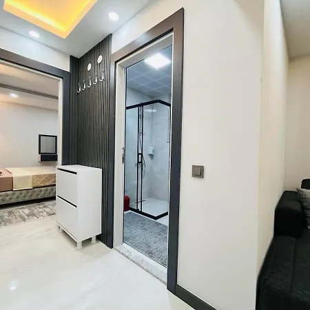 9 Modern Lux Fully Furnished Apartamento